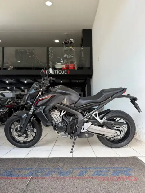 HONDA CB 650 F , Foto 2