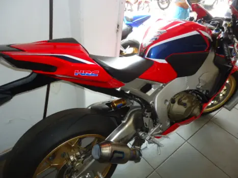 HONDA CBR 1000 RR FIRE BLADE, Foto 3 HONDA CBR 1000 RR FIRE BLADE, Foto 3