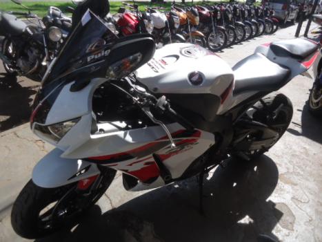 HONDA CBR 1000 RR FIRE BLADE, Foto 2