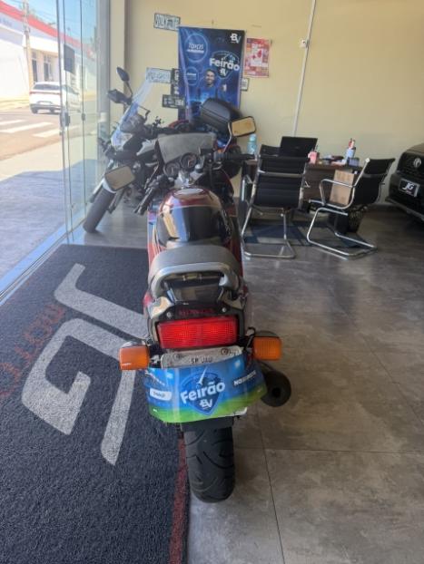 HONDA CBR 450 SR, Foto 5