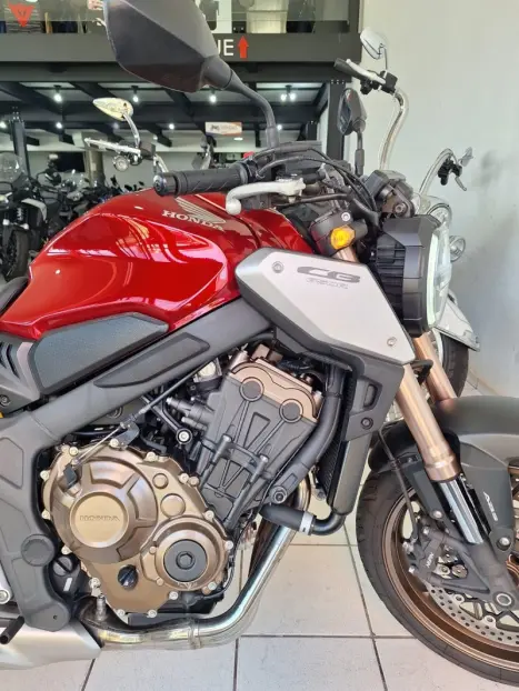 HONDA CBR 650 R ABS, Foto 10