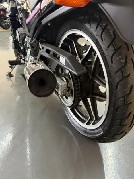HONDA CBX 750 F , Foto 3
