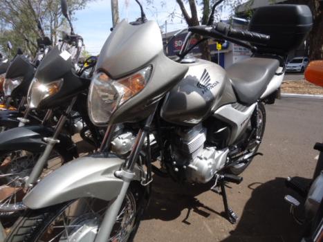 HONDA CG 150 TITAN ES, Foto 2