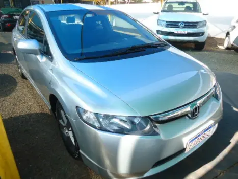 HONDA Civic 1.8 16V 4P FLEX LXS AUTOMÁTICO, Foto 2 HONDA Civic 1.8 16V 4P FLEX LXS AUTOMÁTICO, Foto 2