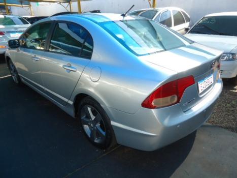 HONDA Civic 1.8 16V 4P FLEX LXS AUTOMÁTICO, Foto 5 HONDA Civic 1.8 16V 4P FLEX LXS AUTOMÁTICO, Foto 5