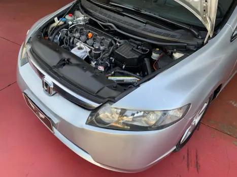 HONDA Civic 1.8 16V 4P LXS AUTOMTICO, Foto 31