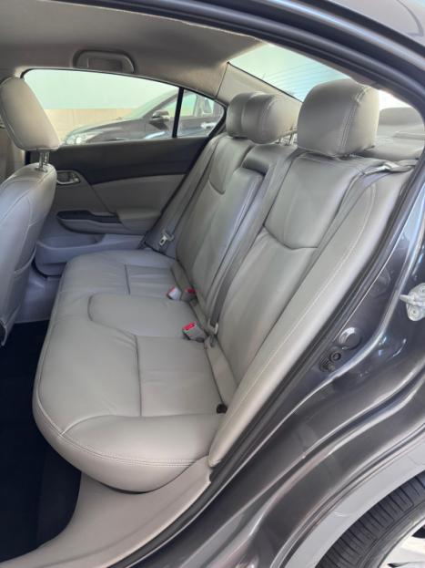 HONDA Civic 1.8 16V 4P FLEX LXS AUTOMTICO, Foto 13