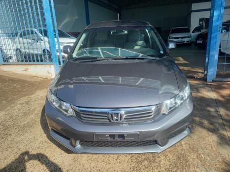 HONDA Civic 1.8 16V 4P FLEX LXS AUTOMTICO, Foto 3