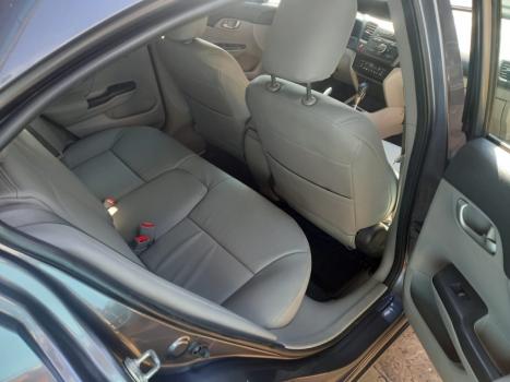 HONDA Civic 1.8 16V 4P FLEX LXS AUTOMTICO, Foto 9