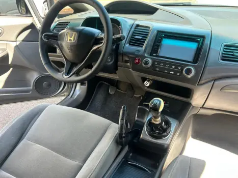 HONDA Civic 1.8 16V 4P LXS, Foto 8