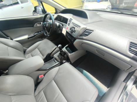 HONDA Civic 1.8 16V 4P FLEX LXS, Foto 4