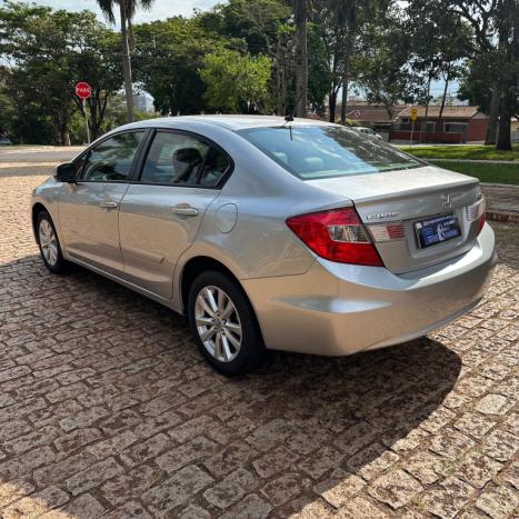 HONDA Civic 1.8 16V 4P FLEX LXS AUTOM�TICO, Foto 4