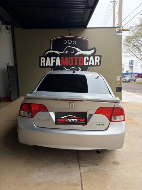 HONDA Civic 1.8 16V 4P FLEX LXS, Foto 2