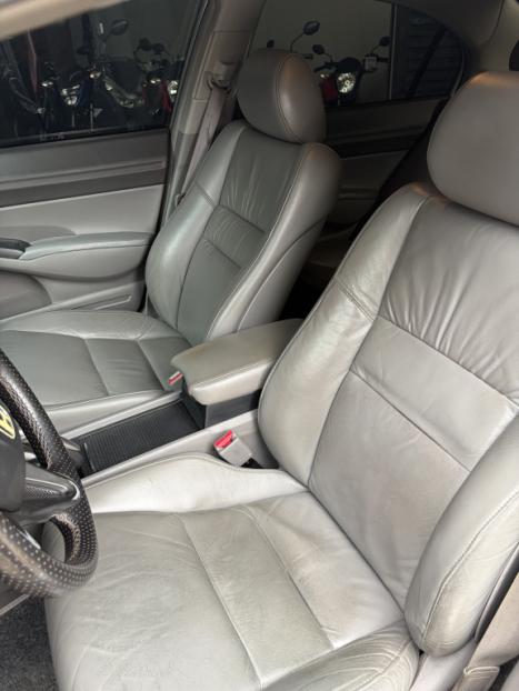 HONDA Civic 1.8 16V 4P FLEX LXS, Foto 4