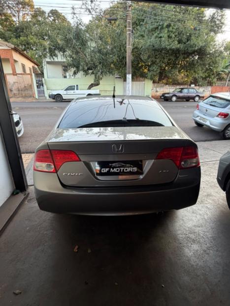 HONDA Civic 1.8 16V 4P FLEX LXL AUTOM�TICO, Foto 4