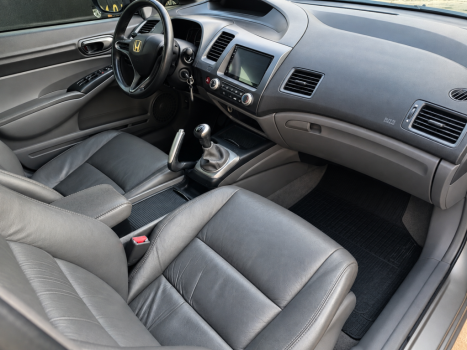 HONDA Civic 1.8 16V 4P LXS, Foto 2
