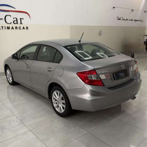 HONDA Civic 1.8 16V 4P LXS AUTOMÁTICO, Foto 4