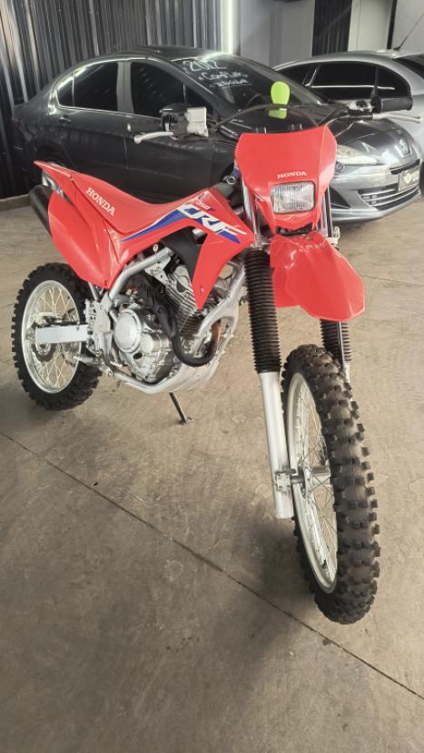 HONDA CRF 250 F, Foto 1