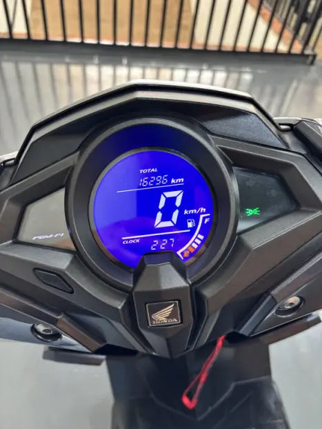 HONDA Elite 125 , Foto 2