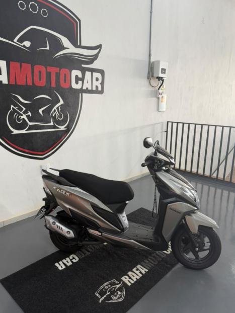 HONDA Elite 125 , Foto 6