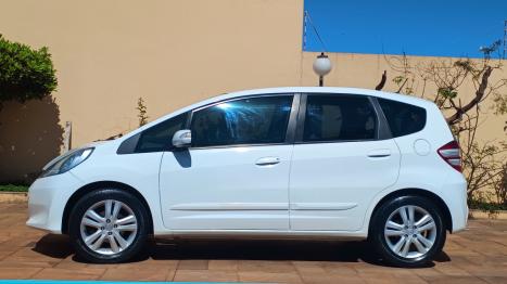 HONDA Fit 1.5 16V 4P EX FLEX AUTOMÁTICO, Foto 2 HONDA Fit 1.5 16V 4P EX FLEX AUTOMÁTICO, Foto 2
