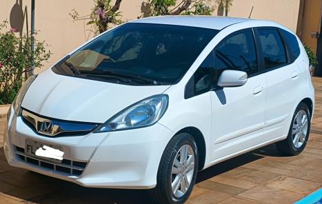 HONDA Fit 1.5 16V 4P EX FLEX AUTOMÁTICO, Foto 5 HONDA Fit 1.5 16V 4P EX FLEX AUTOMÁTICO, Foto 5