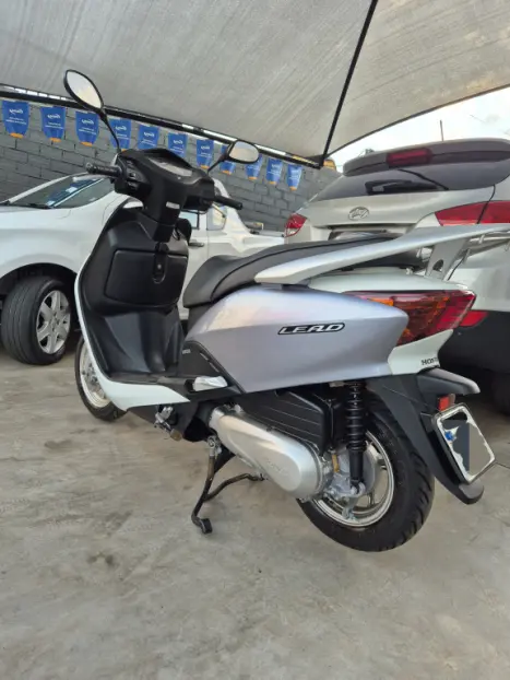 HONDA Lead 110 , Foto 4