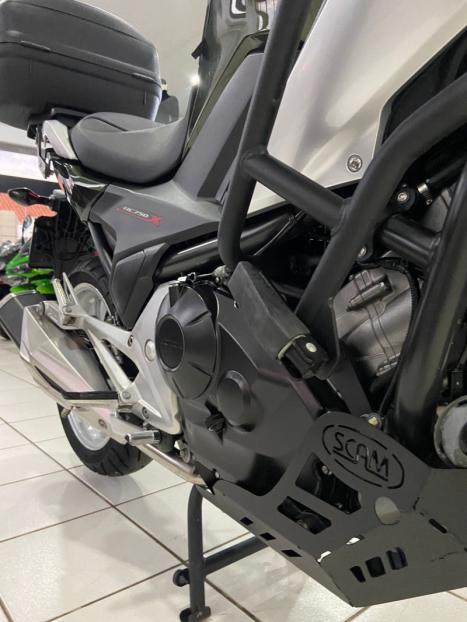HONDA NC 750 X ABS, Foto 4