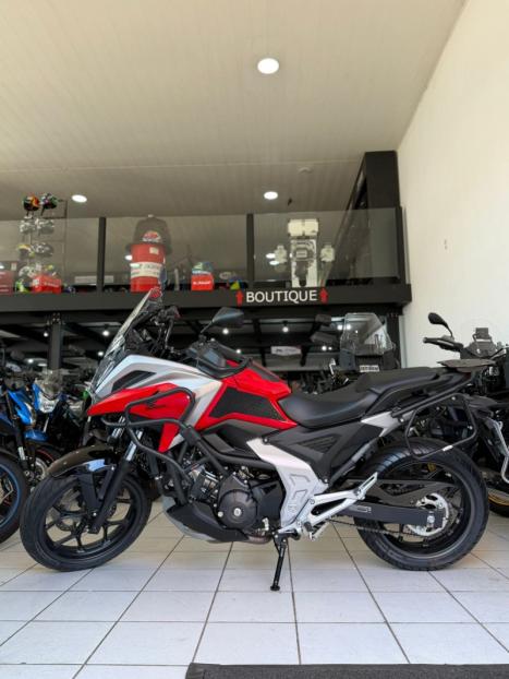 HONDA NC 750 X ABS, Foto 2 HONDA NC 750 X ABS, Foto 2