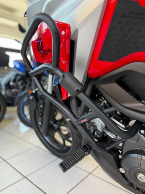 HONDA NC 750 X ABS, Foto 5 HONDA NC 750 X ABS, Foto 5