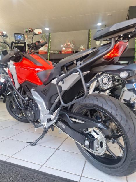 HONDA NC 750 X ABS, Foto 2