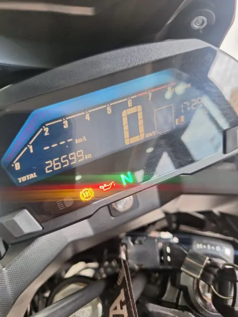 HONDA NC 750 X ABS, Foto 3