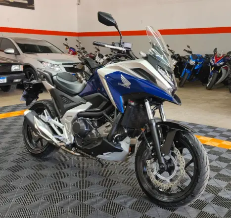 HONDA NC 750 X ABS, Foto 4