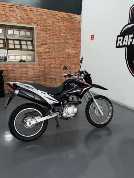 HONDA NXR Bros 150 ES, Foto 2