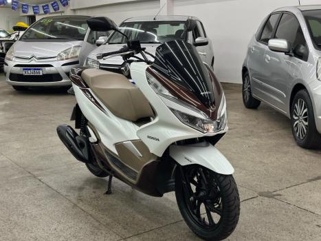 HONDA PCX 150 DLX, Foto 3