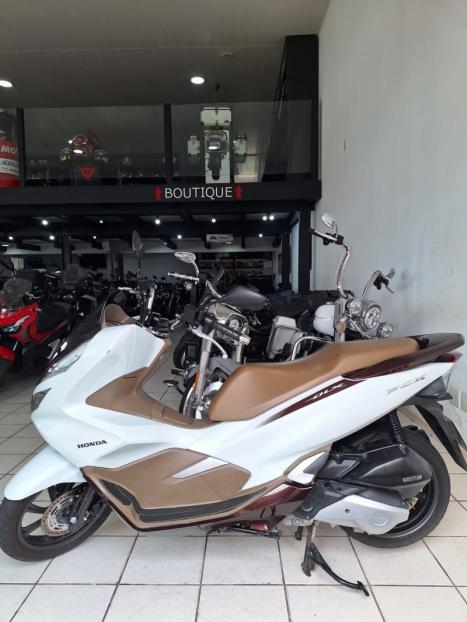 HONDA PCX 150 DLX, Foto 2