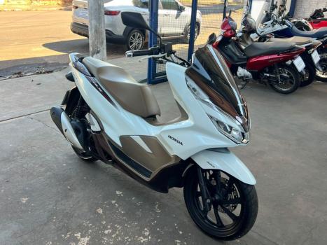 HONDA PCX 150 DLX, Foto 3