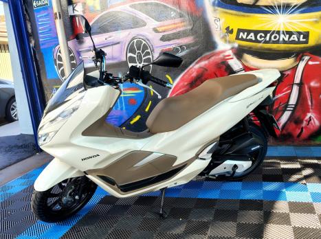 HONDA PCX 150 DLX, Foto 3