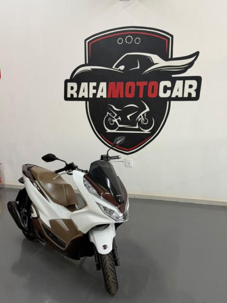 HONDA PCX 150 DLX, Foto 3