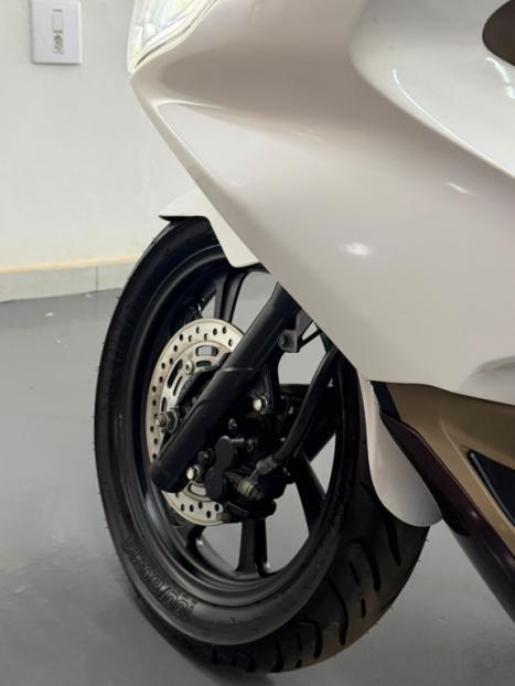 HONDA PCX 150 DLX, Foto 4