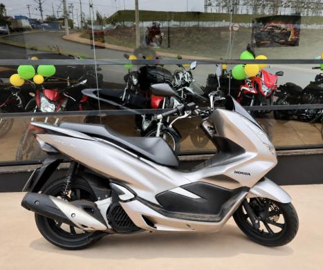 HONDA PCX 150 DLX, Foto 1