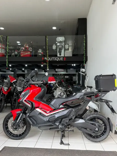 HONDA X-ADV 750 , Foto 2