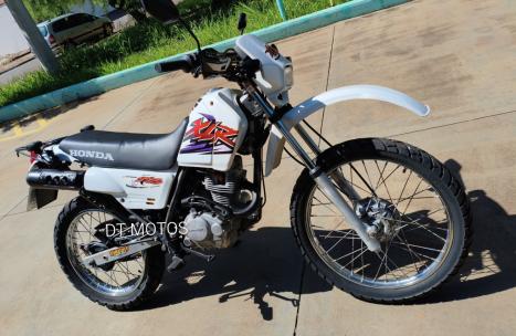 HONDA XLR 125 ES, Foto 4