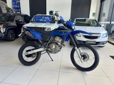 HONDA XR Tornado 250 , Foto 3