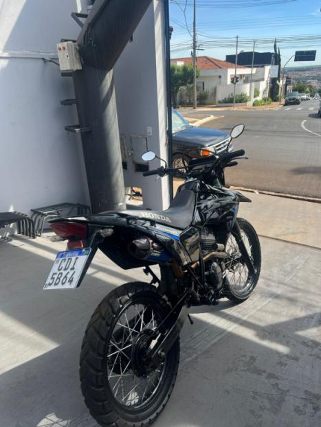 HONDA XR Tornado 250 , Foto 4