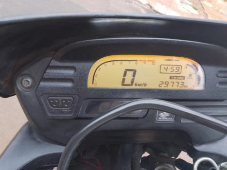 HONDA XRE 300 , Foto 2