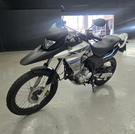 HONDA XRE 300 , Foto 2