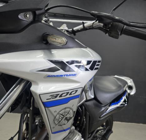 HONDA XRE 300 , Foto 4