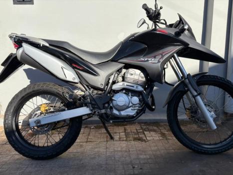 HONDA XRE 300 , Foto 1
