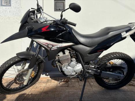 HONDA XRE 300 , Foto 2